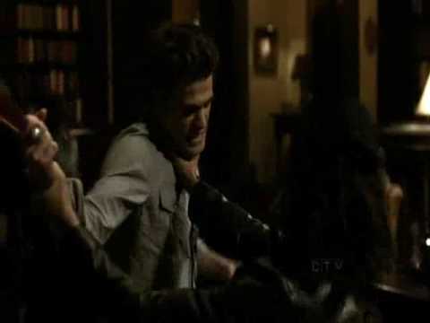 The Vampire Diaries S01E16 - Damon fights to help Stefan