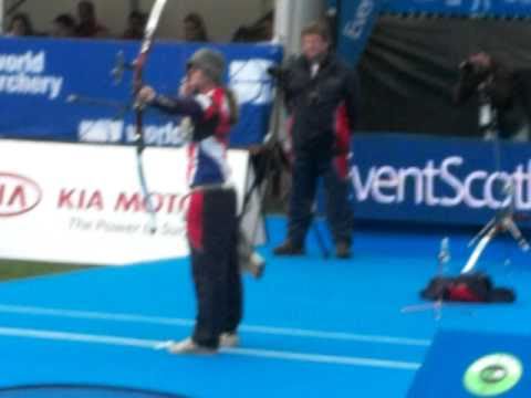 Archery World Cup finals 2010 Edinburgh - Naomi Folkard (GB) ties with Ki Bo Bae