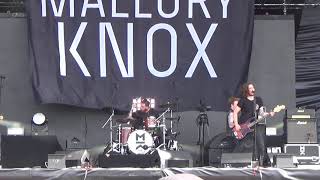 Mallory Knox  - California - live download festival paris 2017 France