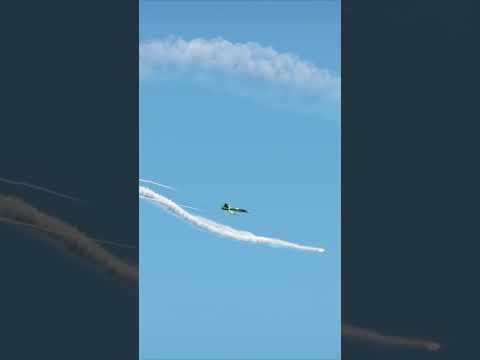 Lock, launch, and pursuit—J 10 missile closes in on the JF 17