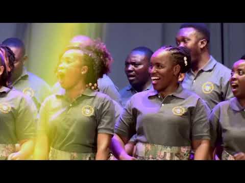 Mt. Kizito Makuburi - Silaha ya Mapambano (Live Performance)