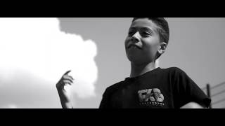 Petit frère Music Video