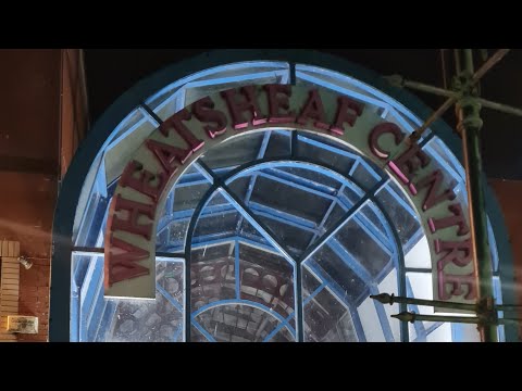 Exploring the abandoned Wheatsheaf Shopping Centre, Rochdale