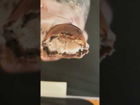 Asmr kinder bueno chocolate bar  it was delicious you should try it some day