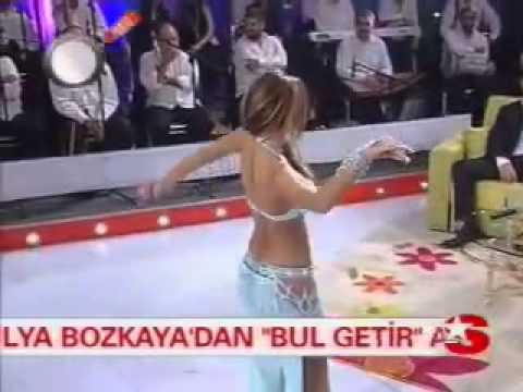 Didem performing on Arabic Bellydance Hossam Ramzy