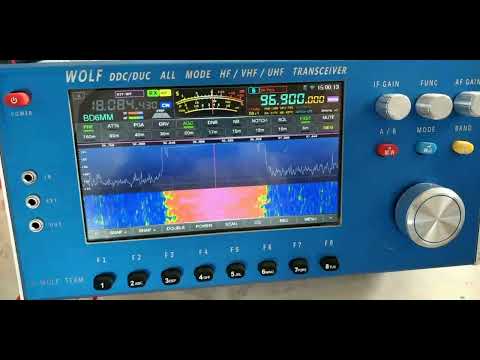 Wolf DDC/DUC SDR Transceiver, finally put on clothes。我的收发信机狼终于穿好了衣服。