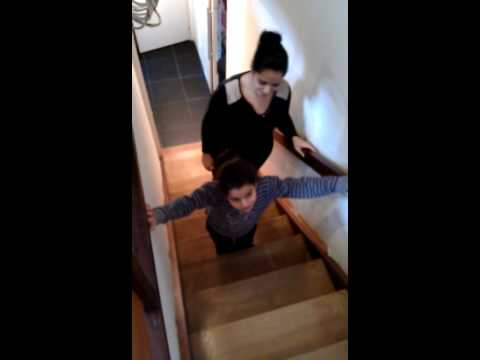 comment monter escalier avec poussette