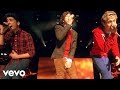 One Direction - What Makes You Beautiful (Behind ...