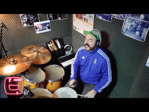 LiSbÖ live on drums