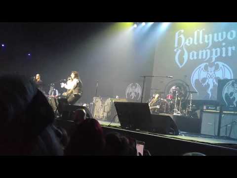 Hollywood Vampires-My Generation Clip