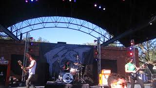 Mean Jeans &quot;Allergic to Success&quot; live @Bo Diddley Plaza (FEST 16) 29-10-2017
