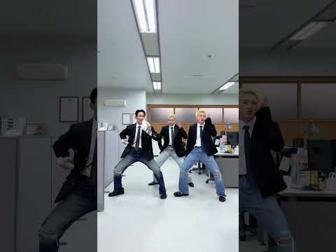 Yeoboseyeoo 🔥🔥🔥 #hoshi #dk #seungkwan #bss #seventeen #svt #shorts