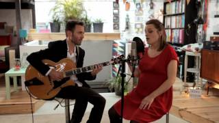 Blackbird (The Beatles) - Home Session #2 - Allison Vila Duo