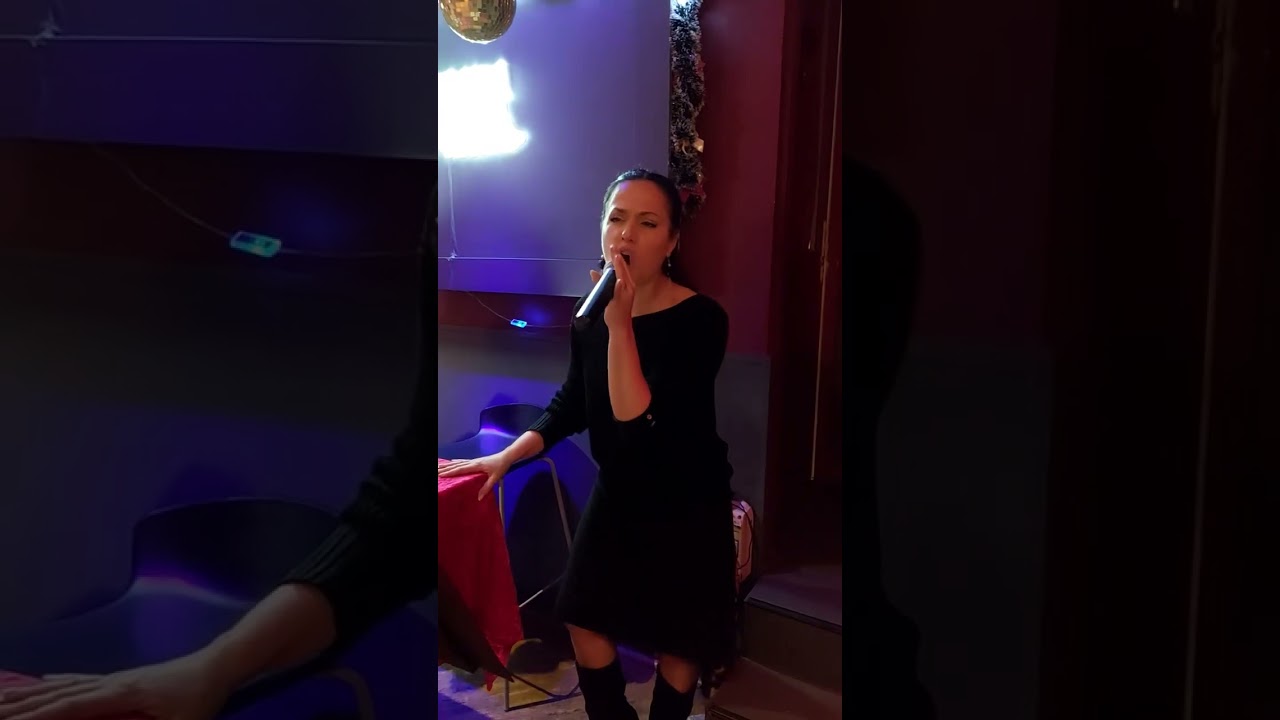 Video thumbnail for #tango “TU CORAZON” Paris #milonga #cantante Georgina Vargas TDJ Oscar Mandagaran