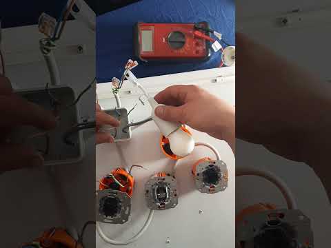 Kako povezati unakrsni prekidac sa razvodnim kutijama?How to connect a crossover Switch from d.box?