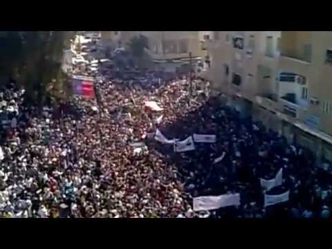 مظاهرة في السوق في مدينة درعا