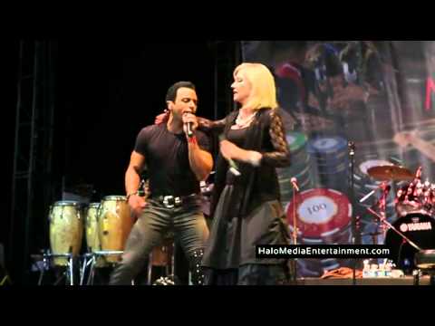 Olivia Newton-John - You're the One That I Want (with Jon Secada)