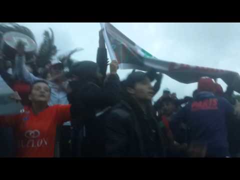"Nico siempre presente, La Banda Del Camion" Barra: La Banda del Camion &bull; Club: Rampla Juniors &bull; País: Uruguay