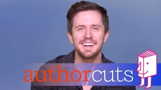 RED RISING author Pierce Brown on the story he wrote in fifth grade | authorcuts Video