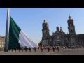Izamiento de la Bandera Nacional en el Zócalo de la ...