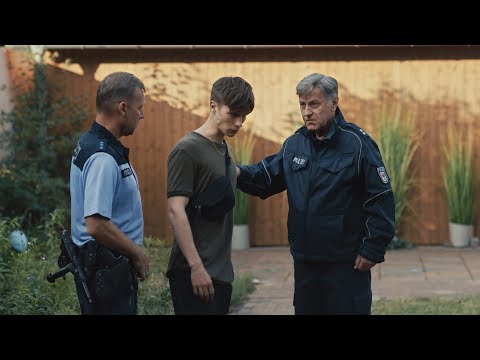 "Wir sind jetzt" - "Ist Olli was passiert? "