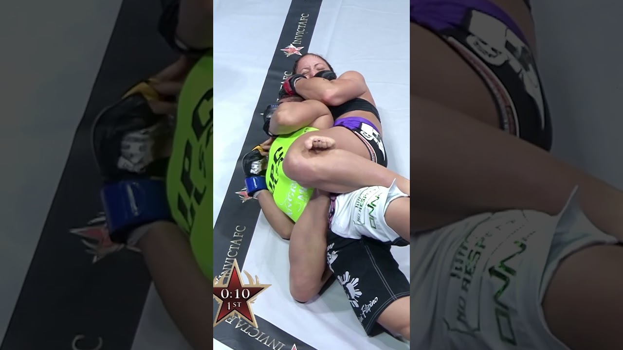 Jessica Penne’s VICIOUS REAR NAKED CHOKE in Invicta #invictafc