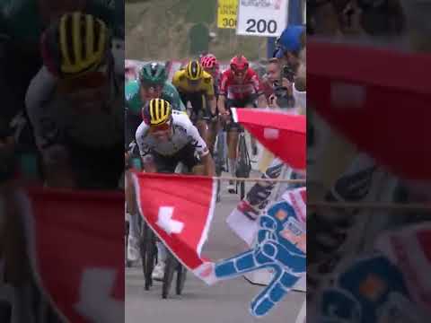 A Rather Unusual Finish On Today's Queens Stage! #shorts