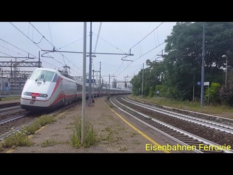 Transito in rapida successione di FRECCIAROSSA, ITALO e FRECCIABIANCA, trains, Züge