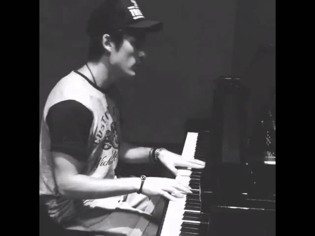 Vídeo relacionado con Cuerpo Es El Piano y El Espiritu El Sonido (Recuperar El Paraiso)
