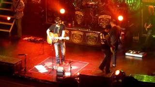 preview picture of video 'Eric Church - Guys Like Me (LIVE) Aberdeen, WA'