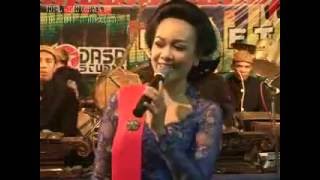 Download lagu Campursari Klasik MADUMA Kijing Miring mp3