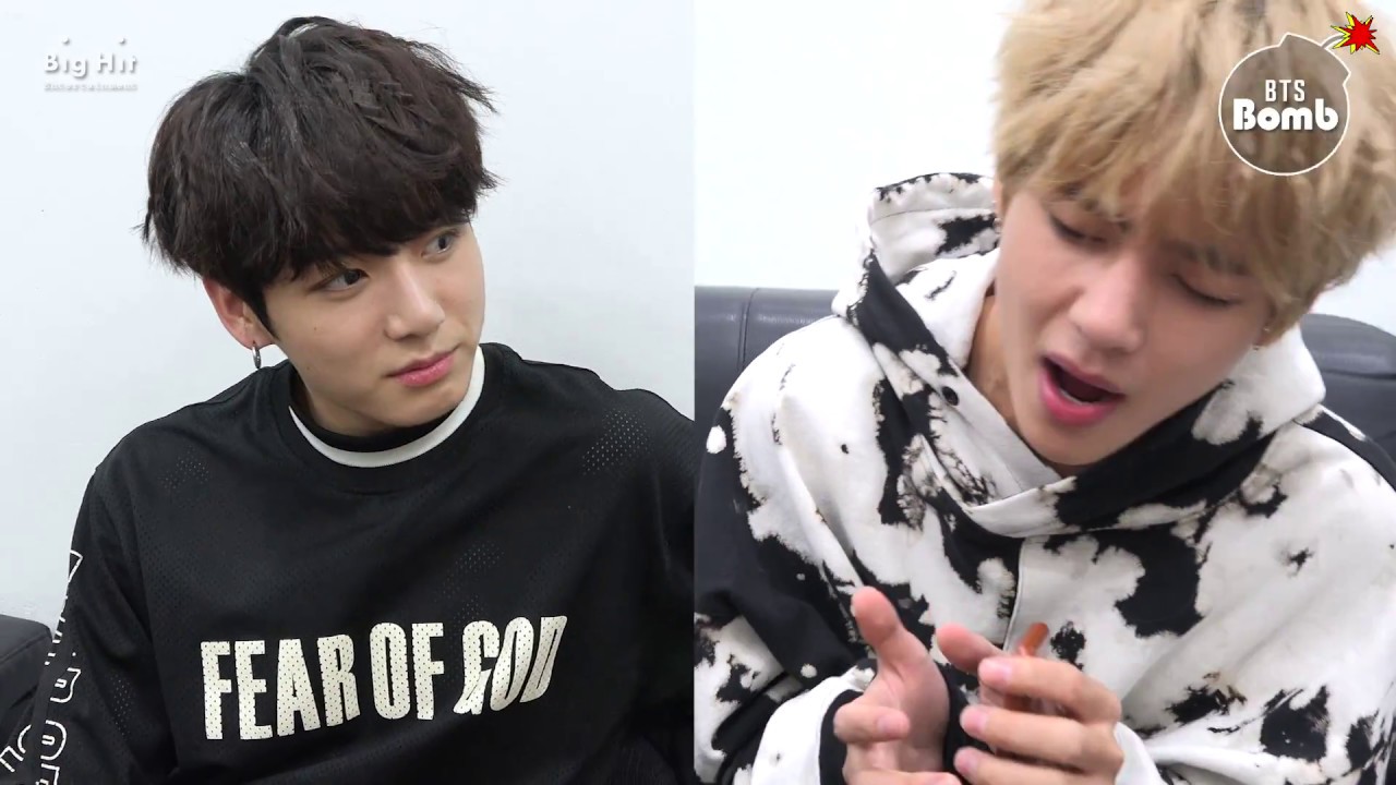 [BANGTAN BOMB] V&Jungkook Singing at standby time