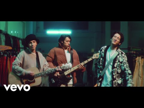 TIMØ - Amigos (Official Video)