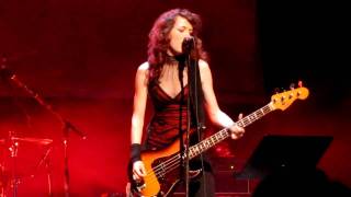Melissa Auf der Maur - Devil&#39;s playthings (Danzig cover)