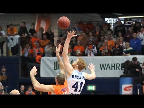 MBC Mitteldeutscher Basketball Club Eisbären Bremerhaven Dominique Johnson Ex Kapitän Djo