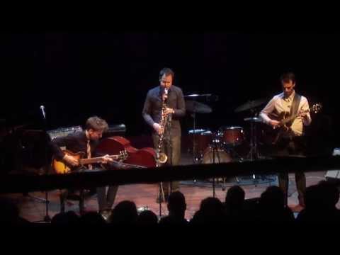 Reinier Baas, Joris Roelofs en Jesse van Ruller at the benefit concert for the Dutch Jazz Archive