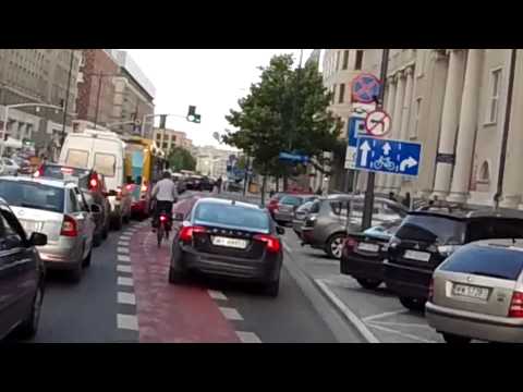 Pokaz "pięknej" jazdy kierowcy Volvo 