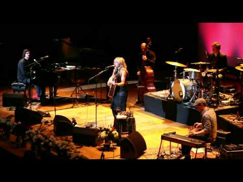 Over the Rhine: "The Laugh Of Recognition" (Taft Theatre 12.18.2010)