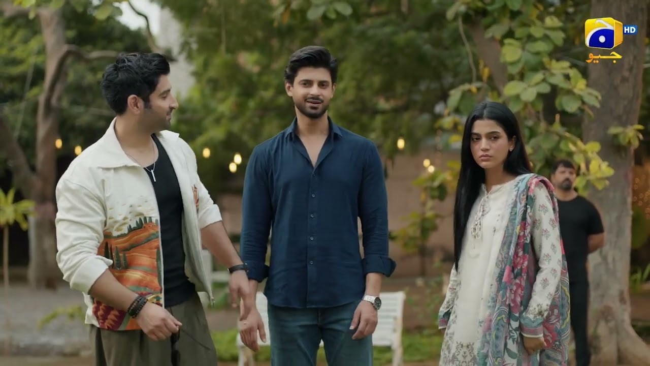 Woh Larki Shahzer Ko Bewakoof Bana Rahi Hai 😱 | Tapish | Har Pal Geo