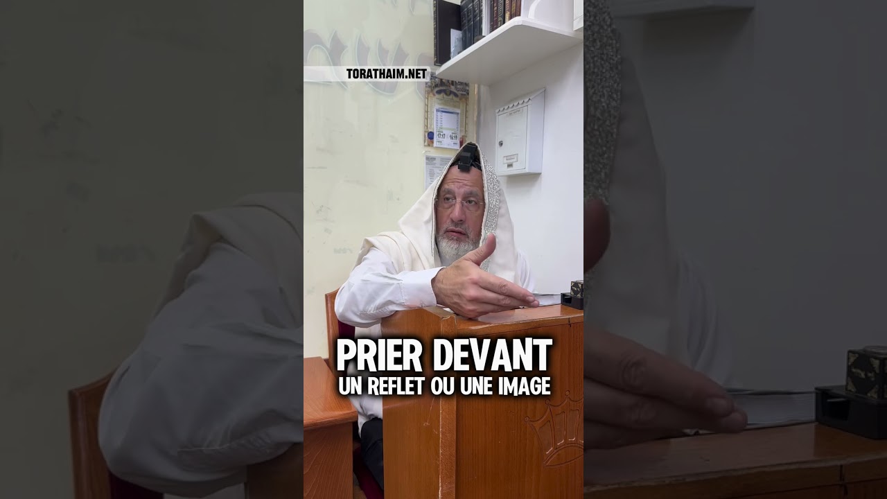 Prier devant un reflet, une image ou un dessin