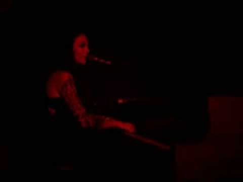 Lauren Krothe- A Darker Side (Live)