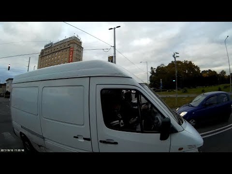 KIU-046 Ez ugyan honnan jött - Where did this come from