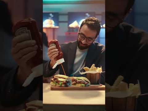 Ketchup is a crucial pass - Heinz Make Plays