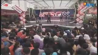 Download lagu # Lagu Terlaris Di Masanya Adipati Band - Janur Kuning mp3