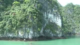 preview picture of video 'Travel memories... Vietnam, Halong Bay and Mekong Delta'