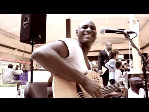 PRESTEEJ - En Live Au C.Cial les Ulis 2 (Video: Tinot Vendetta)