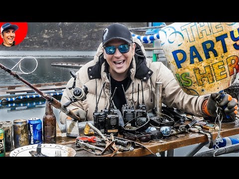 Found 8 Radios, 3 Watches and 16 Sunglasses Scuba Diving Marina! Video