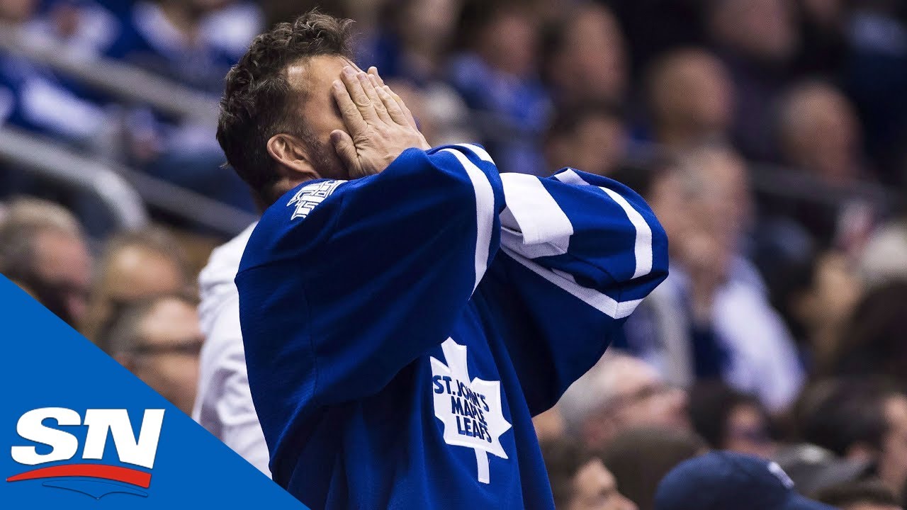 Vidéo: Les Maple Leafs encore HUÉS...le poste de Mike Babcock en DANGER?