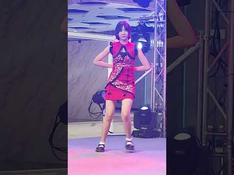230121 (Friend Fancam) Kiss Kitsune - Dream Catcher @ Chinese New Year Idol - The Market Bangkok