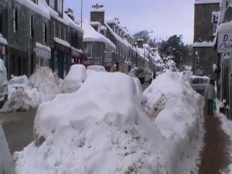 Dufftown snow - from the Coop 7.1.10